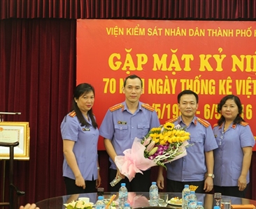 Viện kiểm sát nhân dân thành phố Hà Nội tổ chức gặp mặt kỷ niệm ngày Thống...