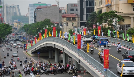 Khẩn trương nghiên cứu thí điểm ứng dụng giao thông thông minh cho Thủ đô