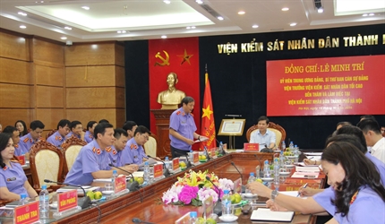 Viện trưởng Viện KSND Tối cao cùng Đoàn công tác thăm và làm việc tại...
