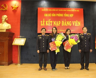 Năm thứ hai thực hiện Nghị quyết Đại hội, Đảng bộ Viện KSND thành phố Hà Nội...