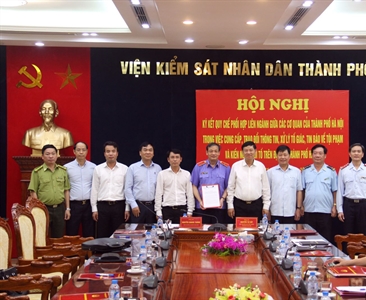 Viện KSND thành phố Hà Nội chủ trì Lễ ký kết quy chế phối hợp giữa 10 Sở,...